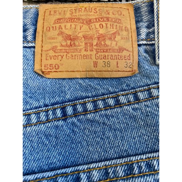 VINTAGE LEVI'S MEN'S 550 RELAXED FIT BLUE JEANS SZ 38 - Picture 5 of 8